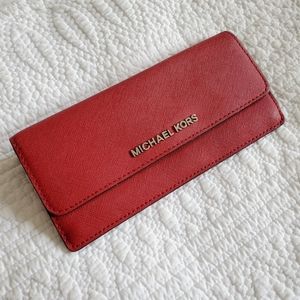 🍉Michael Kors Saffiano scarlet red wallet